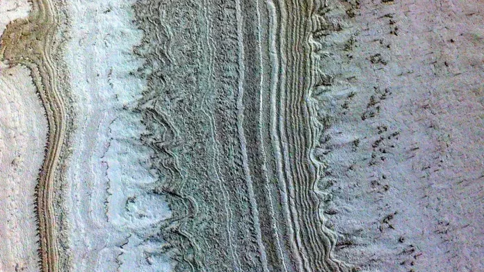 Крижані покриви на південному полюсі Марса